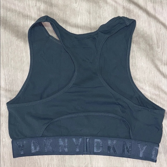 Sports bra - Picture 2 of 2